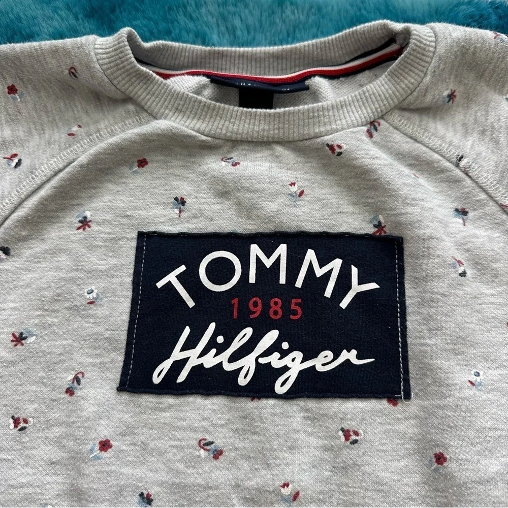 Tommy Hilfiger Kids Gray Shorts Set Size 6 Girls
